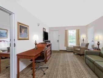 Motel Baymont By Wyndham 2*